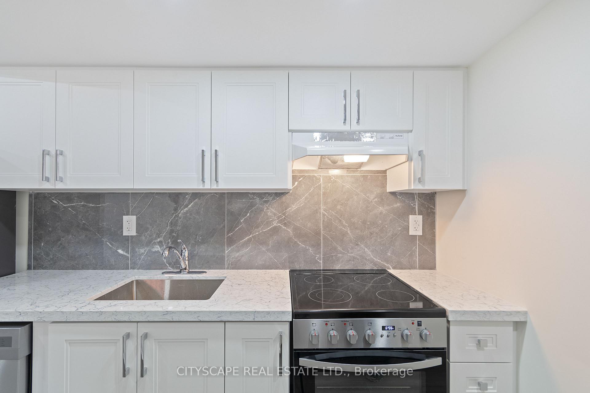 Photo 6 of Unit Lower, 163 Rankin Crescent, Toronto, Dovercourt-Wallace Emerson-Junction — HOMEH
