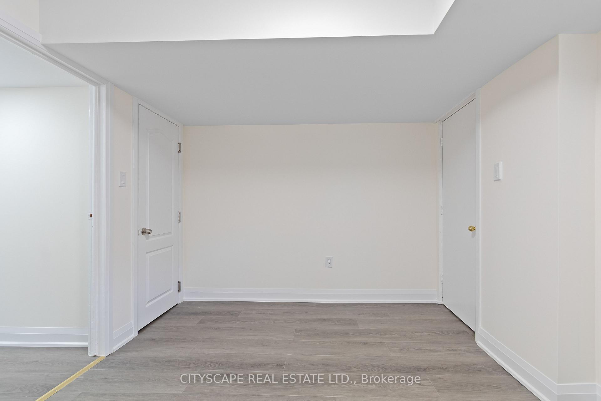 Photo 11 of Unit Lower, 163 Rankin Crescent, Toronto, Dovercourt-Wallace Emerson-Junction — HOMEH