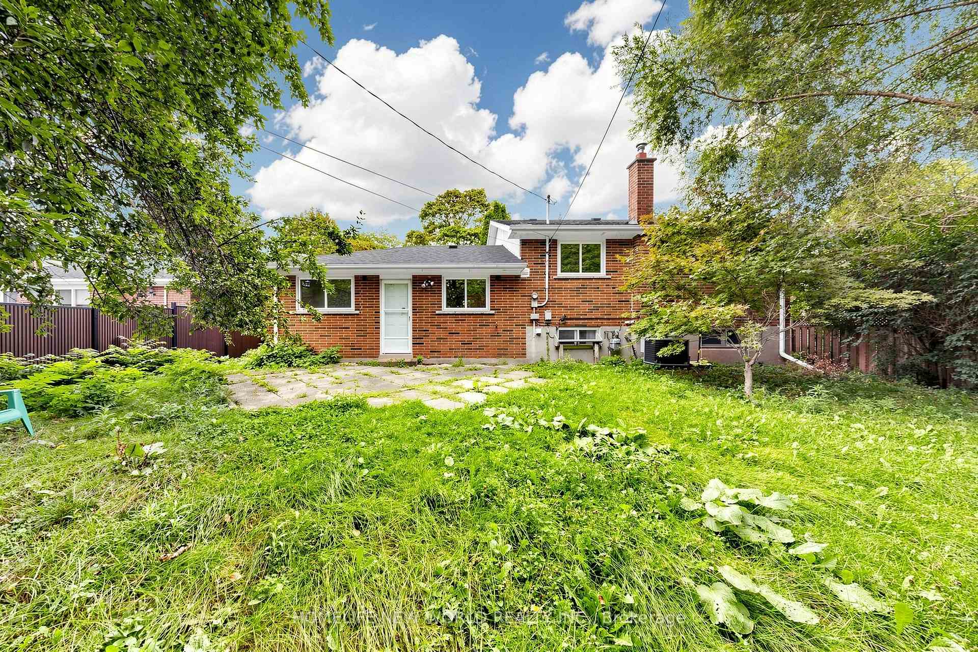 Photo 50 of 6 Valleycrest Avenue, Markham, Bullock — HOMEH
