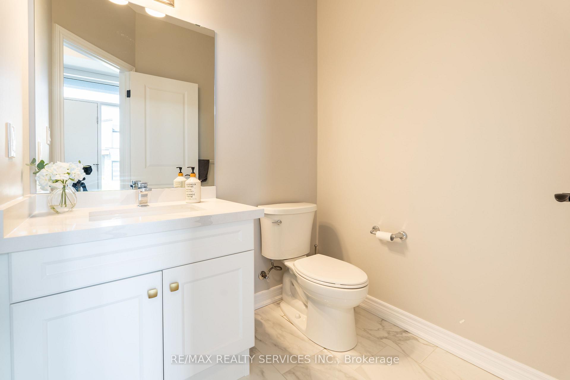 Photo 19 of 7201 Parsa Street, Niagara Falls, Brown — HOMEH