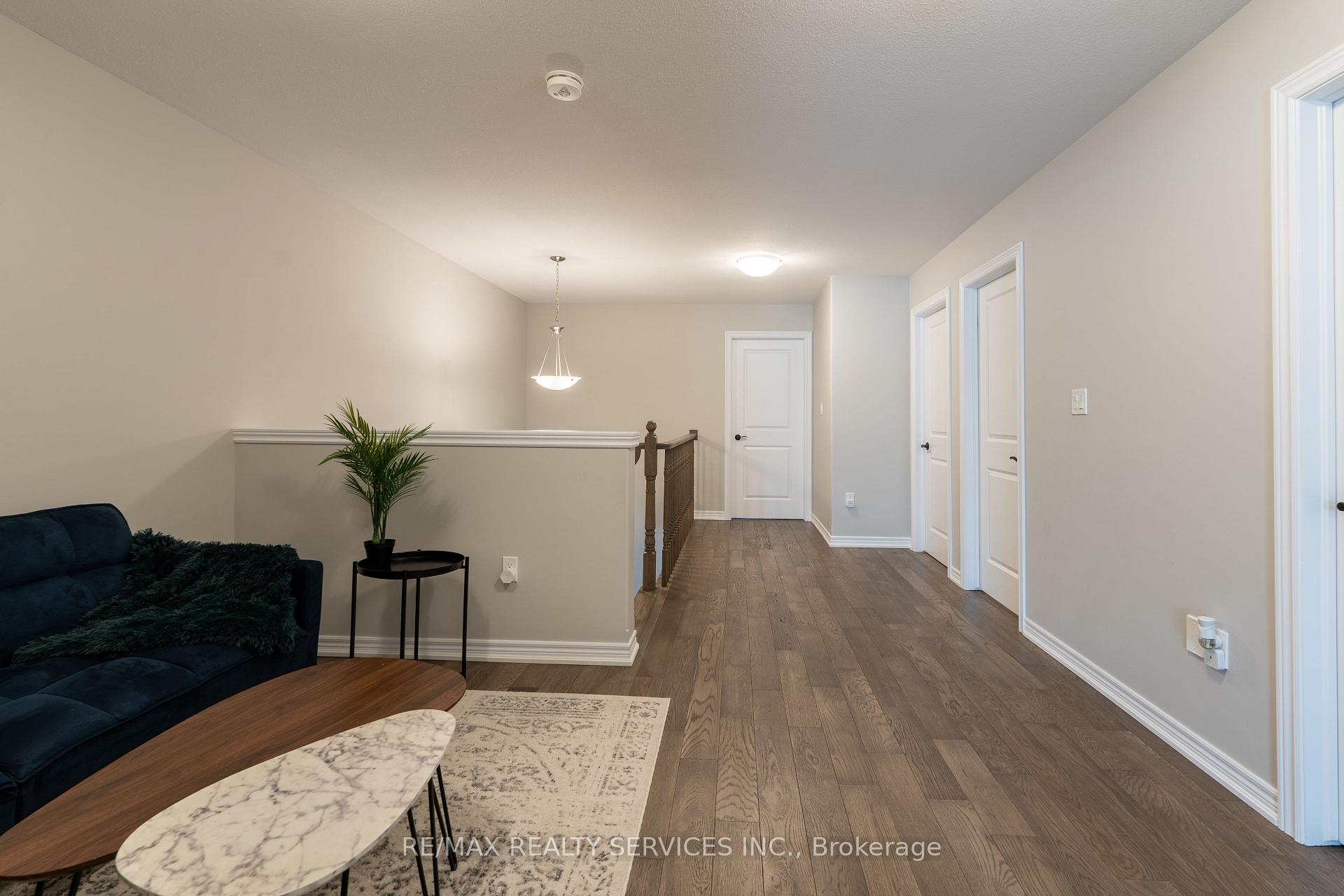 Photo 21 of 7201 Parsa Street, Niagara Falls, Brown — HOMEH