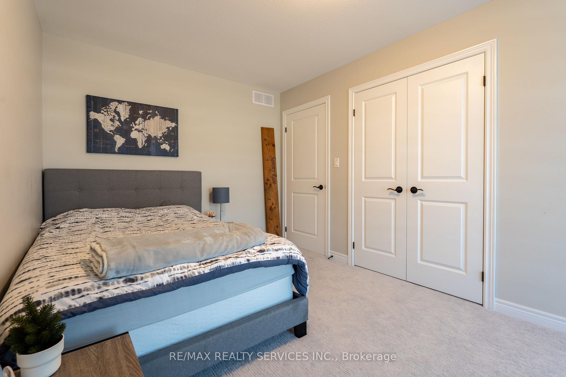 Photo 31 of 7201 Parsa Street, Niagara Falls, Brown — HOMEH