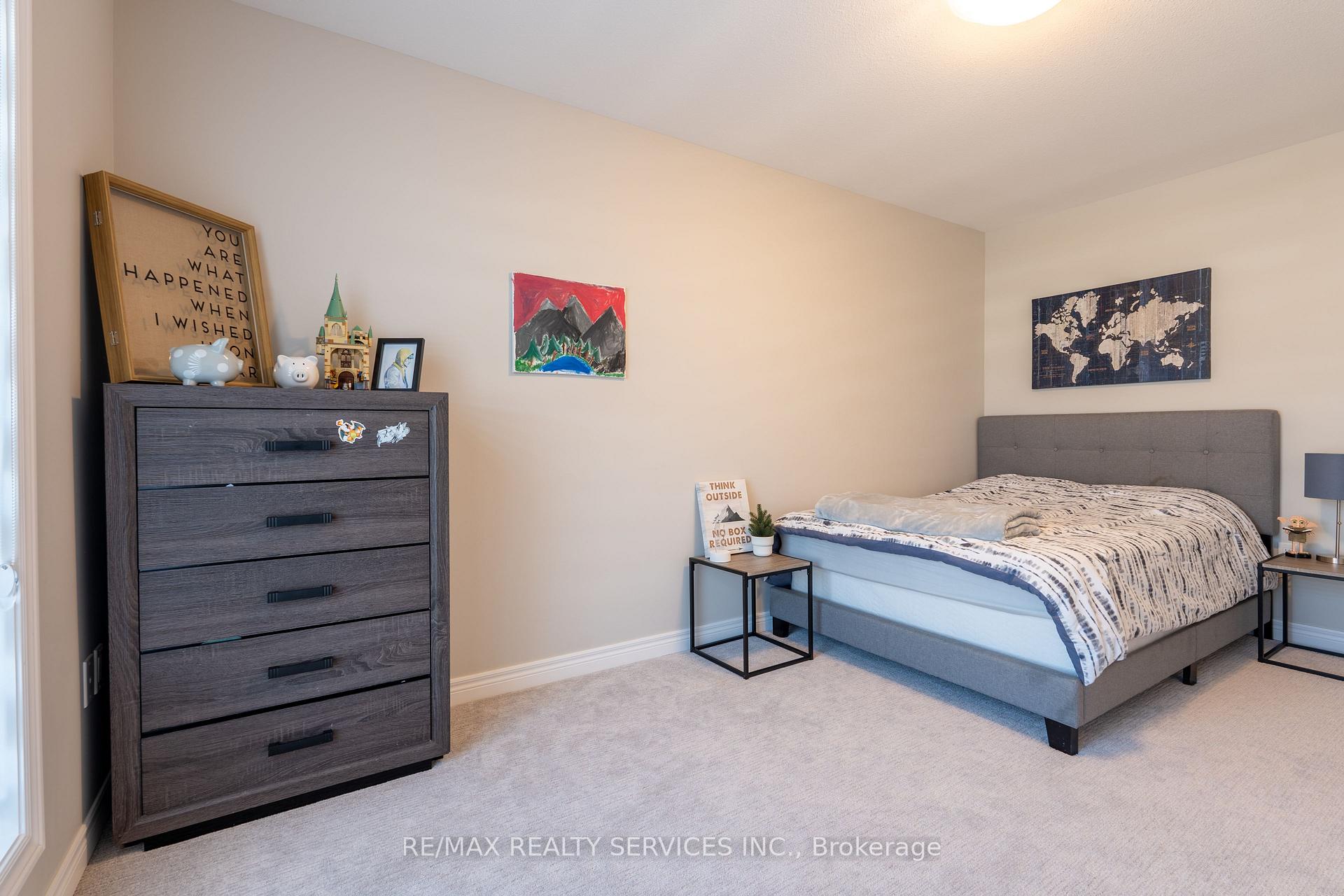 Photo 32 of 7201 Parsa Street, Niagara Falls, Brown — HOMEH