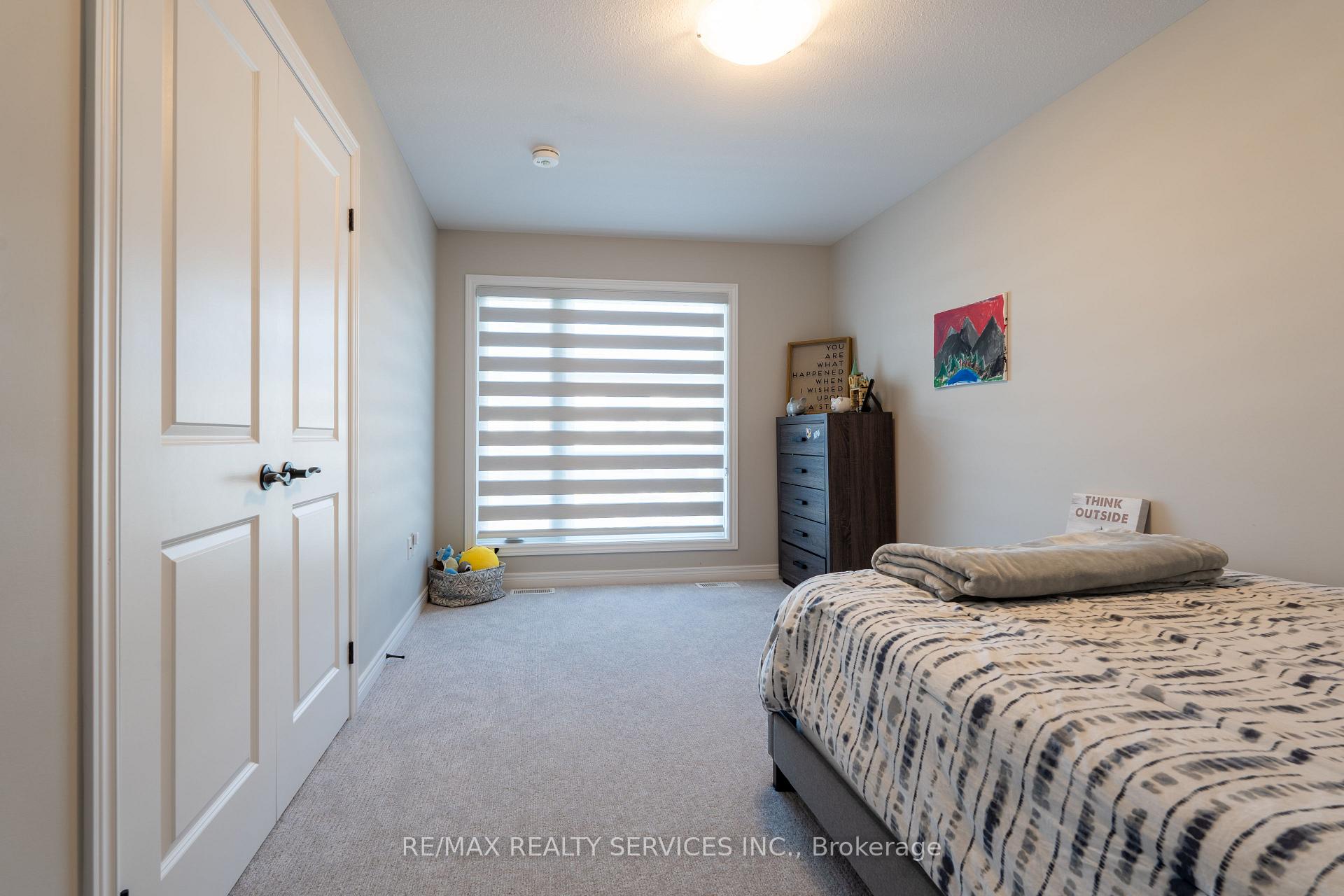 Photo 33 of 7201 Parsa Street, Niagara Falls, Brown — HOMEH