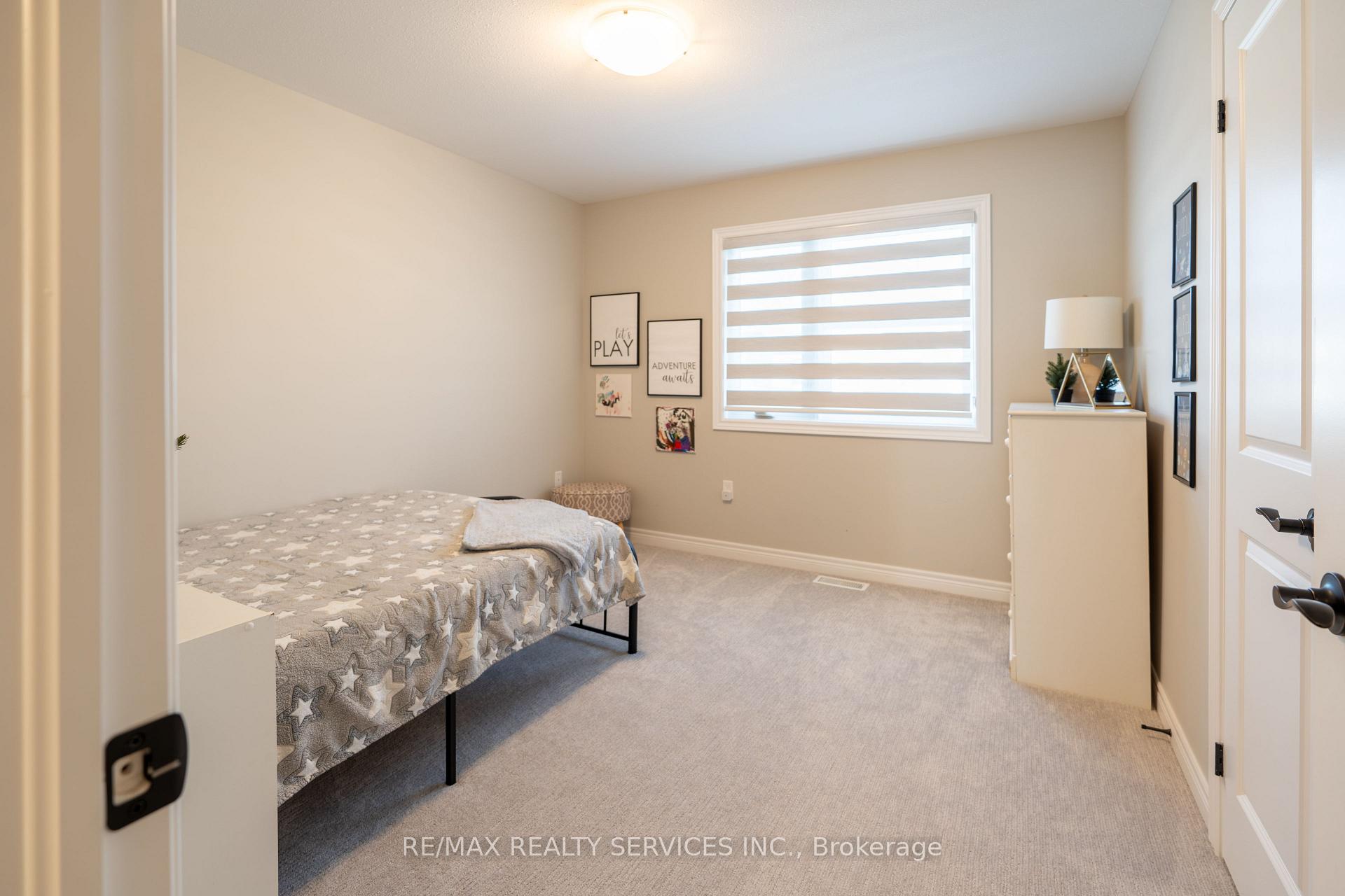 Photo 36 of 7201 Parsa Street, Niagara Falls, Brown — HOMEH