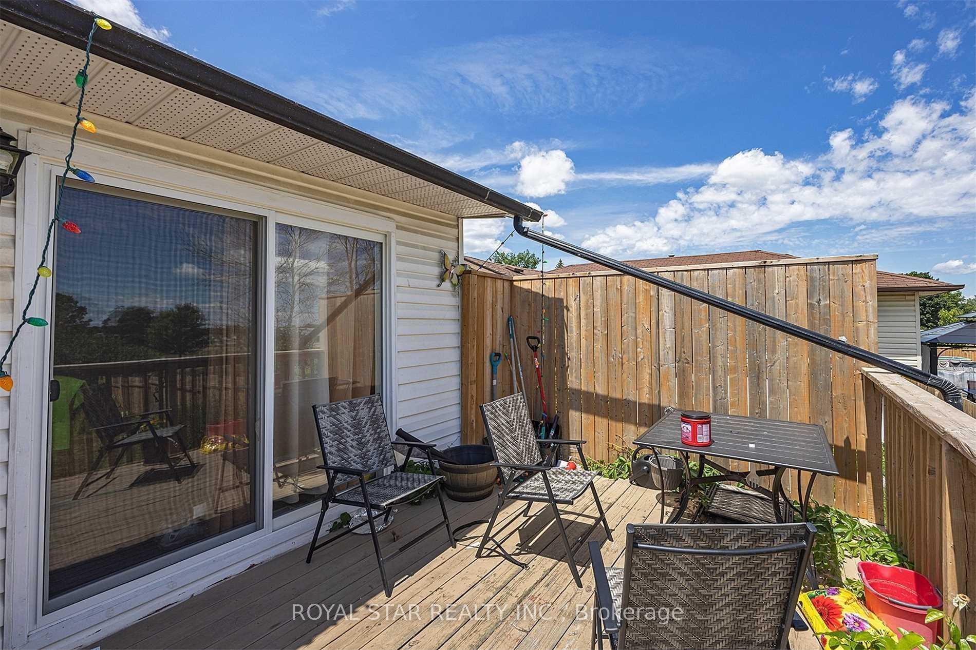 Photo 5 of 181 Wilson Street, Kingston, Rideau — HOMEH