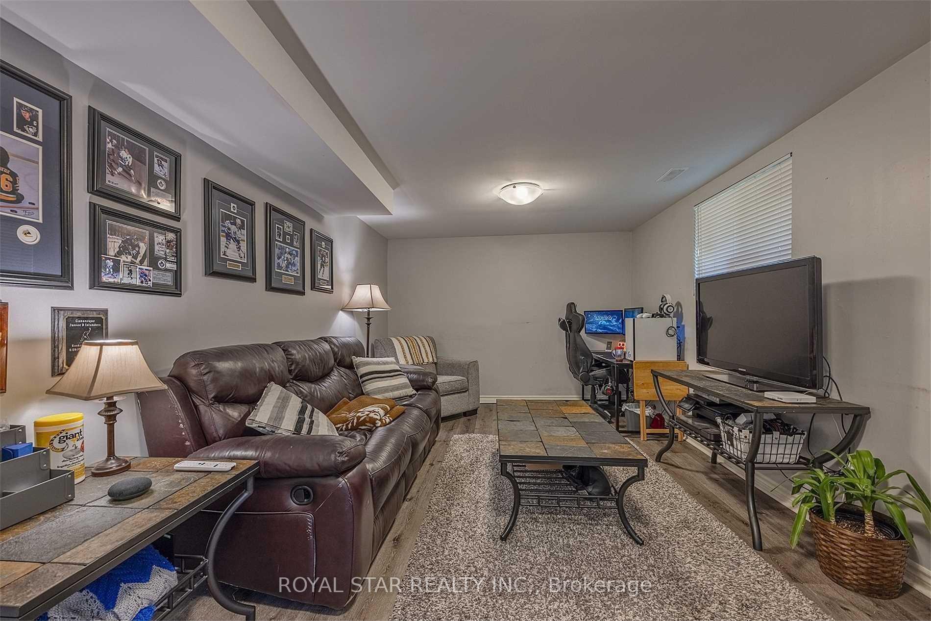Photo 21 of 181 Wilson Street, Kingston, Rideau — HOMEH