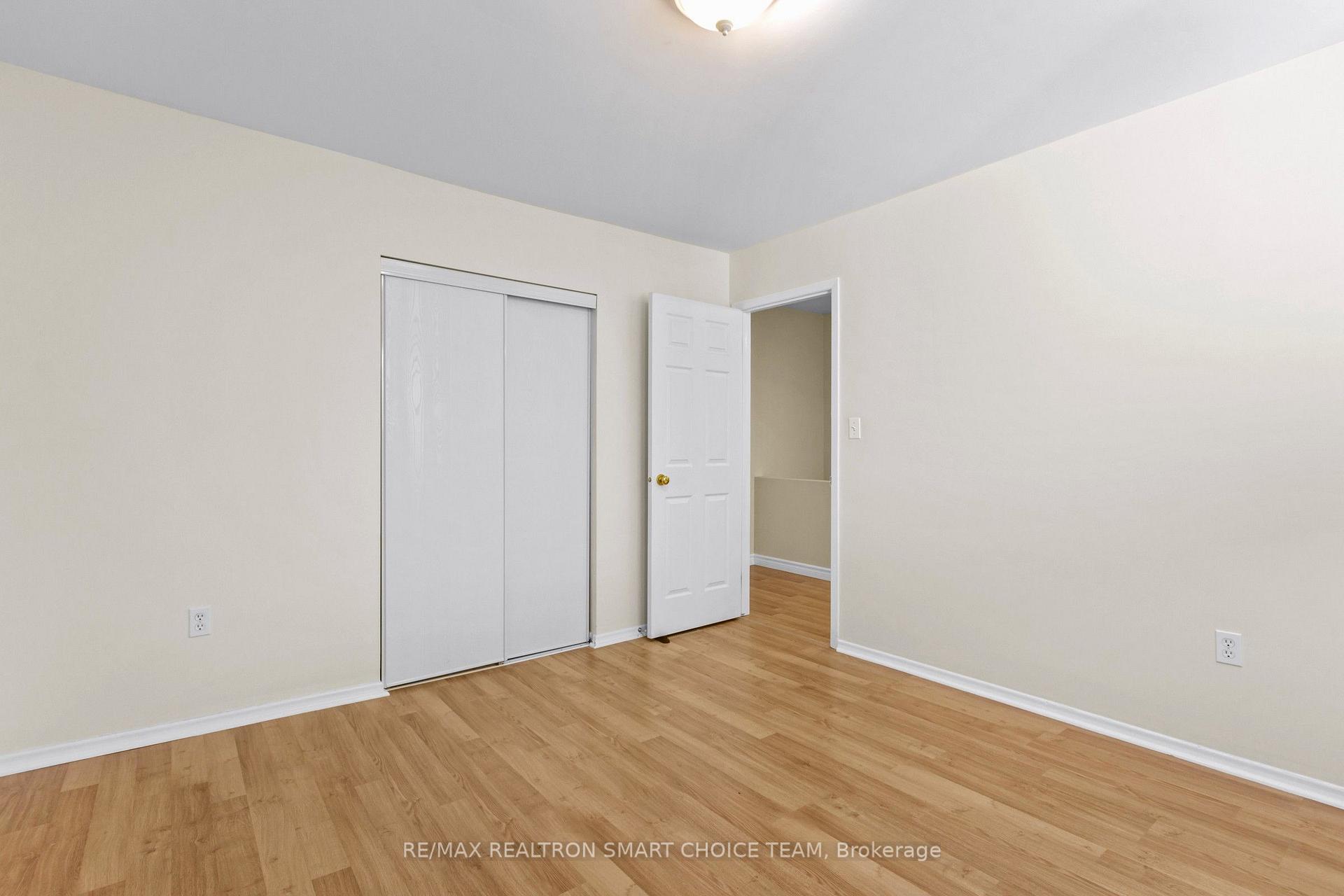 Photo 24 of 971 Oakview Avenue, Kingston, South of Taylor-Kidd Blvd — HOMEH