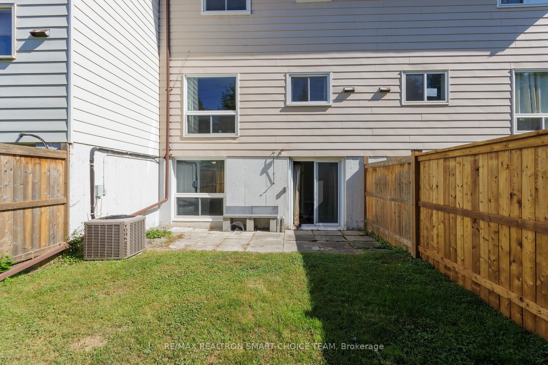 Photo 38 of 971 Oakview Avenue, Kingston, South of Taylor-Kidd Blvd — HOMEH