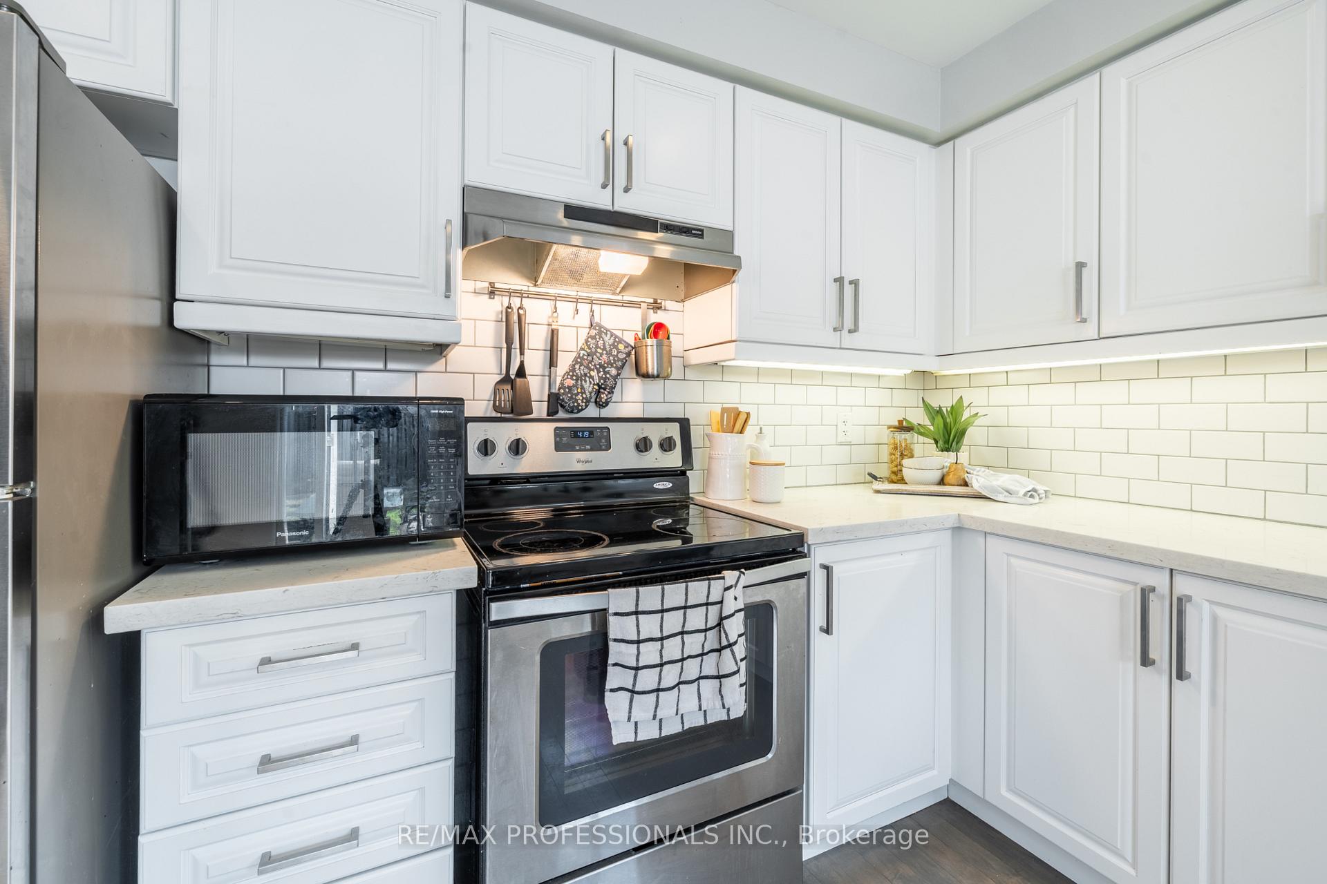 Photo 16 of 1245 Newell Street, Milton, Dempsey — HOMEH