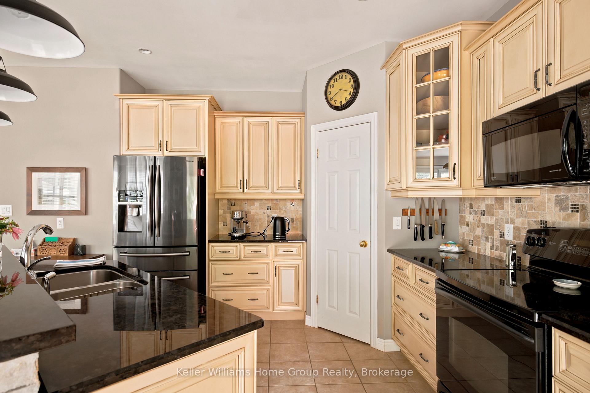 Photo 15 of 3924 Maddaugh Road, Puslinch, Crieff/Aikensville/Killean — HOMEH