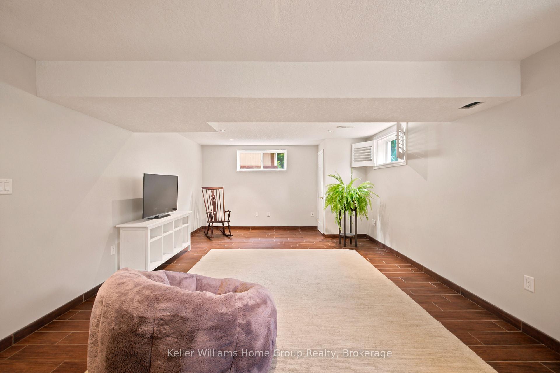 Photo 35 of 3924 Maddaugh Road, Puslinch, Crieff/Aikensville/Killean — HOMEH