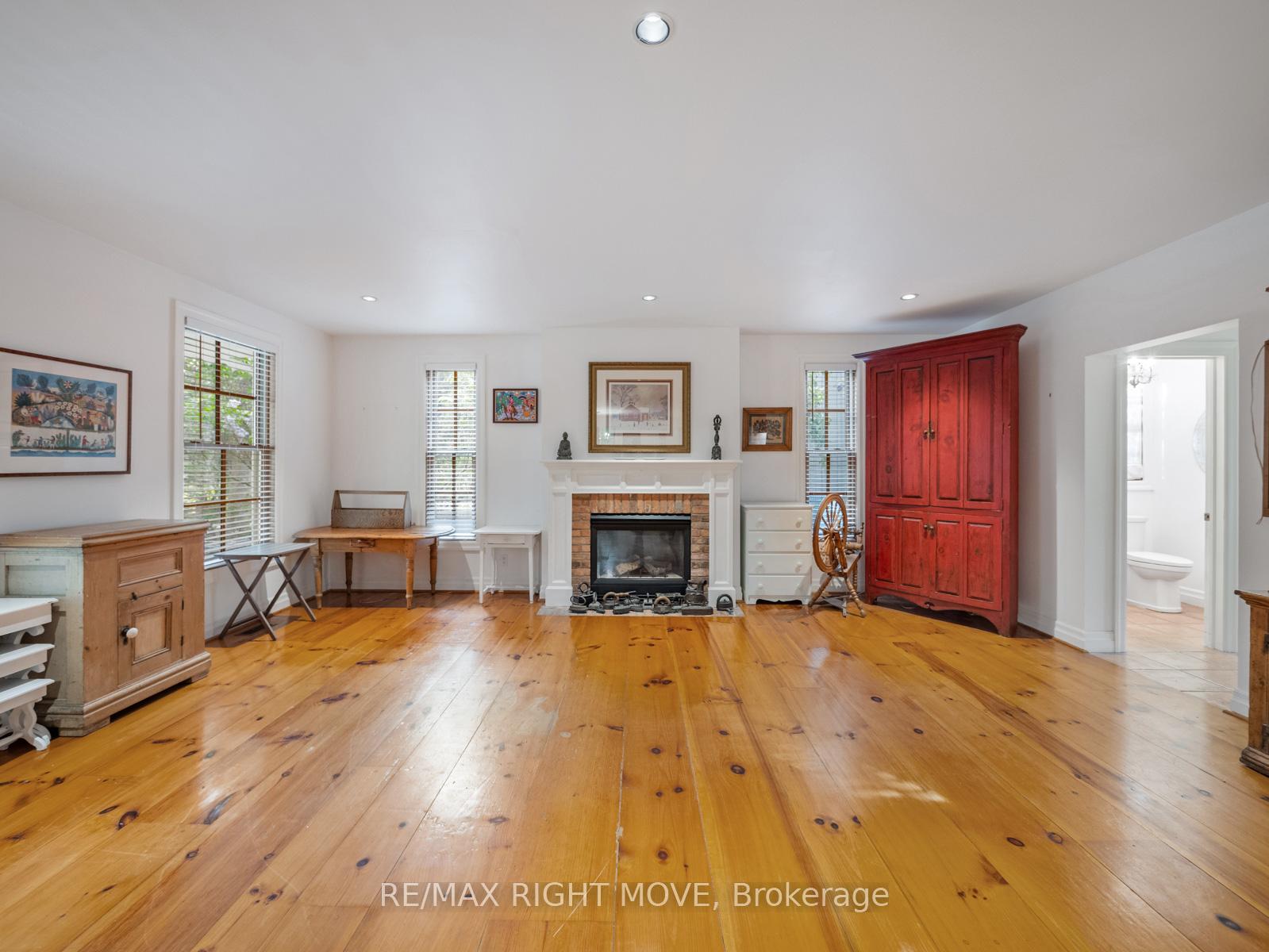 Photo 14 of 7135 Pond Street, Mississauga, Meadowvale Village — HOMEH