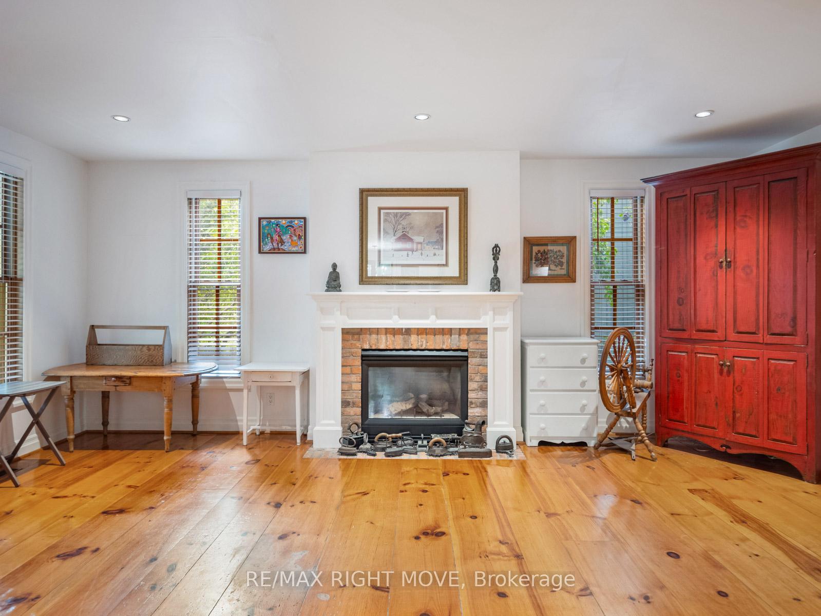 Photo 15 of 7135 Pond Street, Mississauga, Meadowvale Village — HOMEH