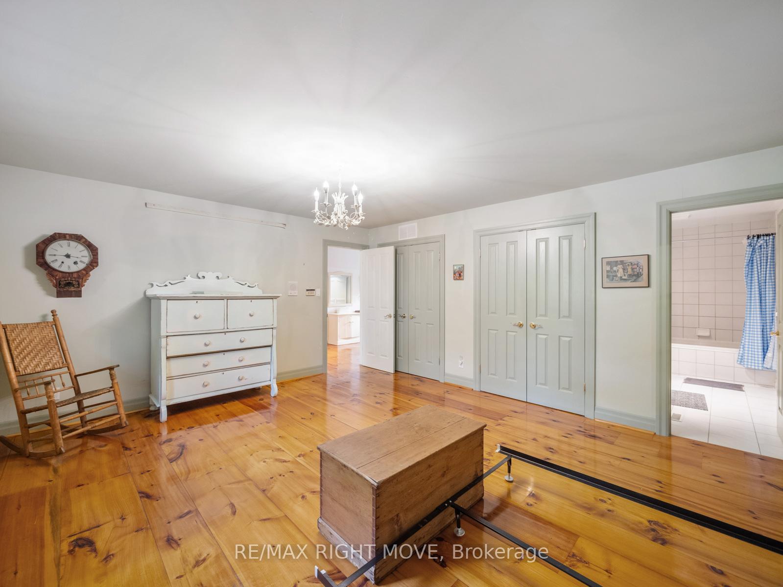 Photo 35 of 7135 Pond Street, Mississauga, Meadowvale Village — HOMEH