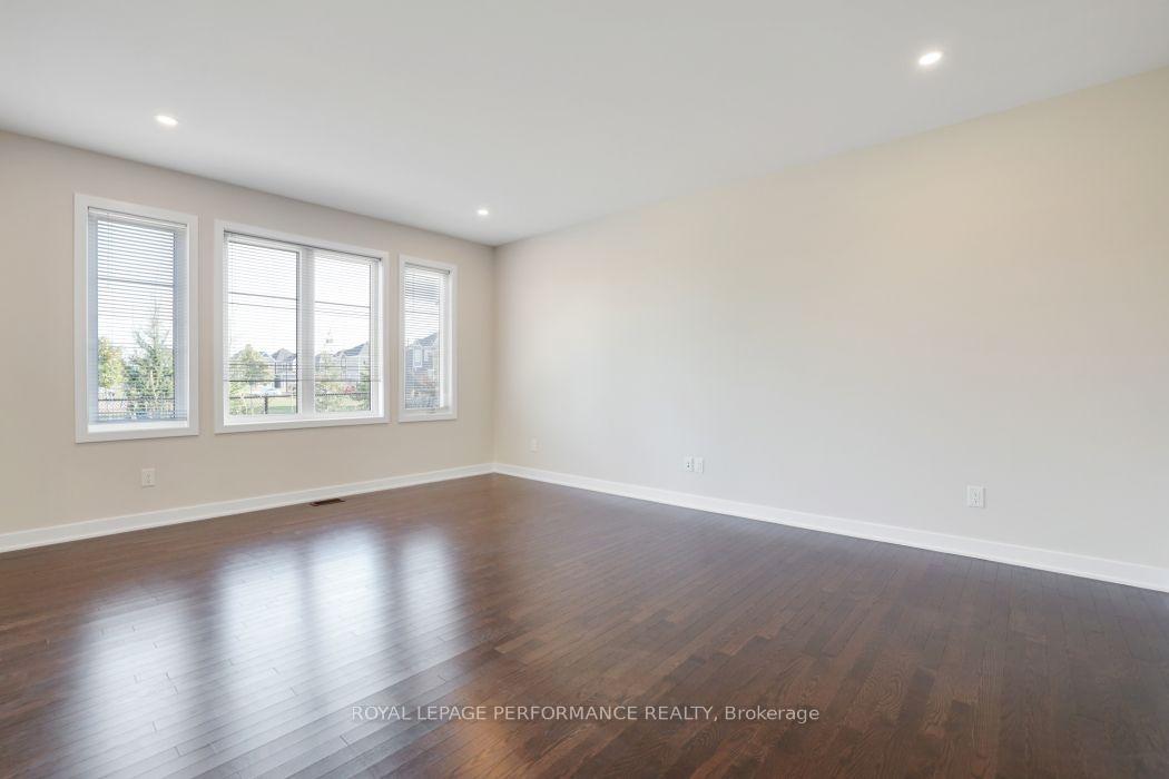Photo 17 of 119 Hackamore Crescent, Ottawa, Goulbourn Twp From Franktown Rd/South To Rideau — HOMEH