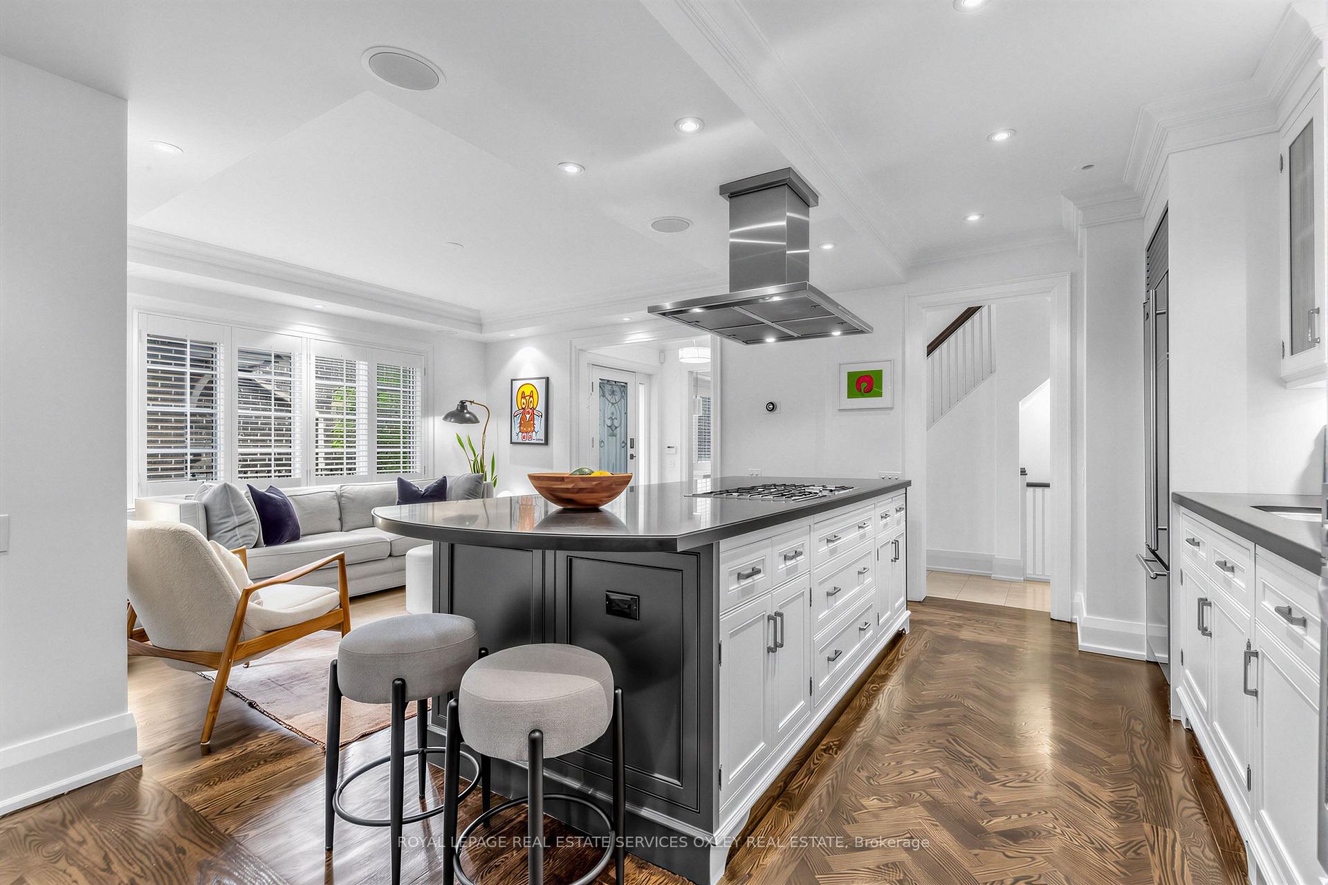 Photo 10 of 113 Inglewood Drive, Toronto, Rosedale-Moore Park — HOMEH