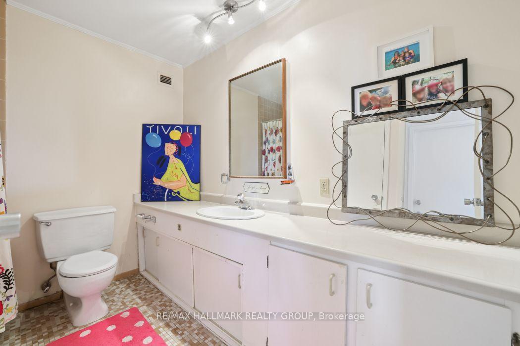 Photo 16 of Unit 801, 2951 Riverside Drive, Ottawa, Mooneys Bay/Riverside Park — HOMEH