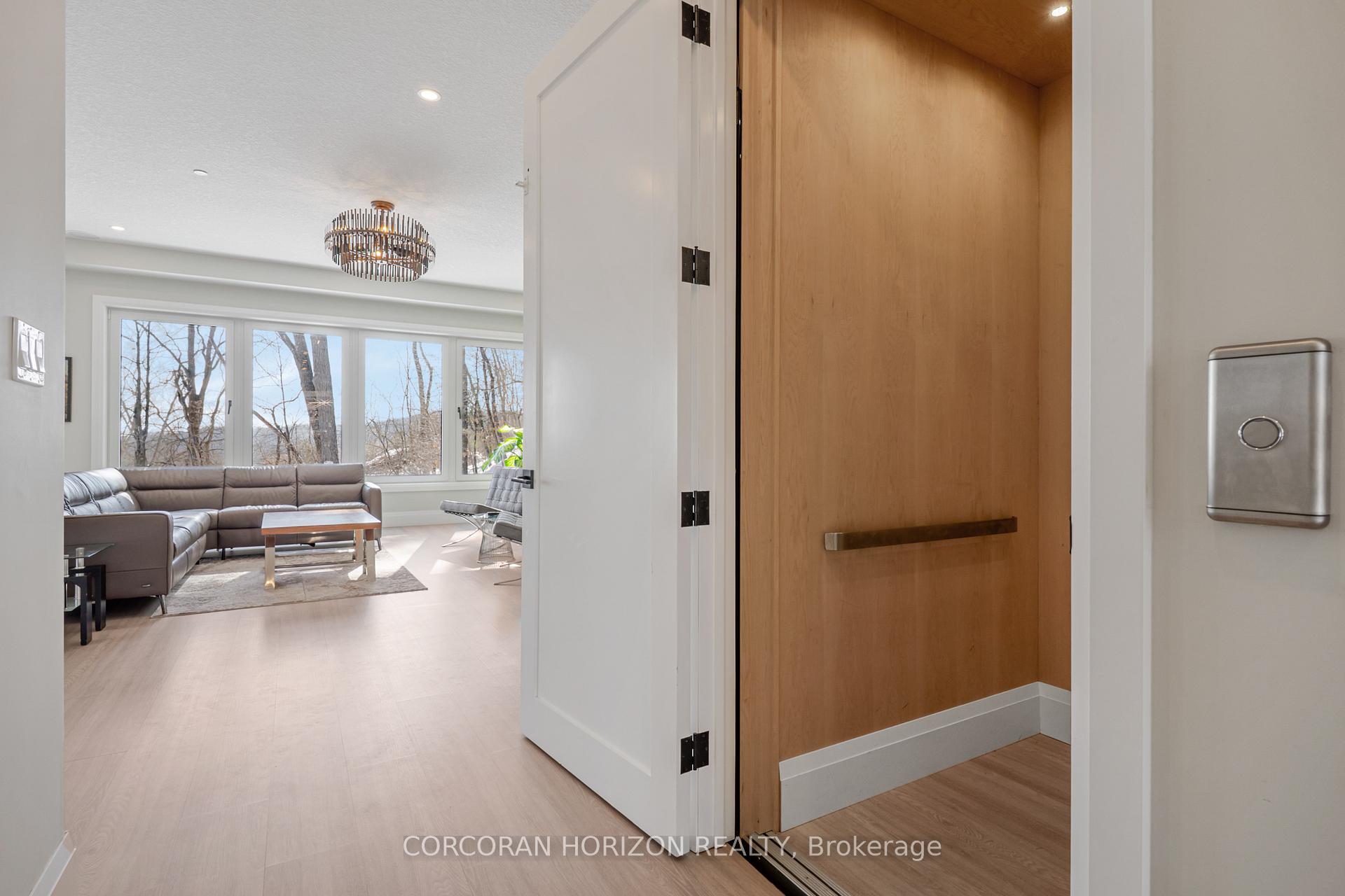 Photo 7 of 111 Grand Ridge Drive, Cambridge, St Andrews/Southwood — HOMEH