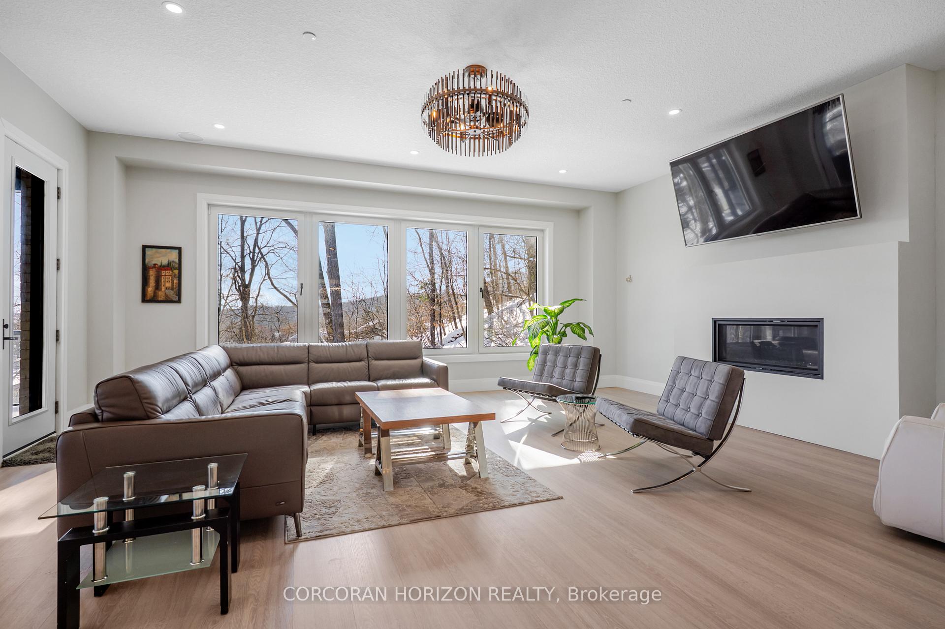 Photo 8 of 111 Grand Ridge Drive, Cambridge, St Andrews/Southwood — HOMEH