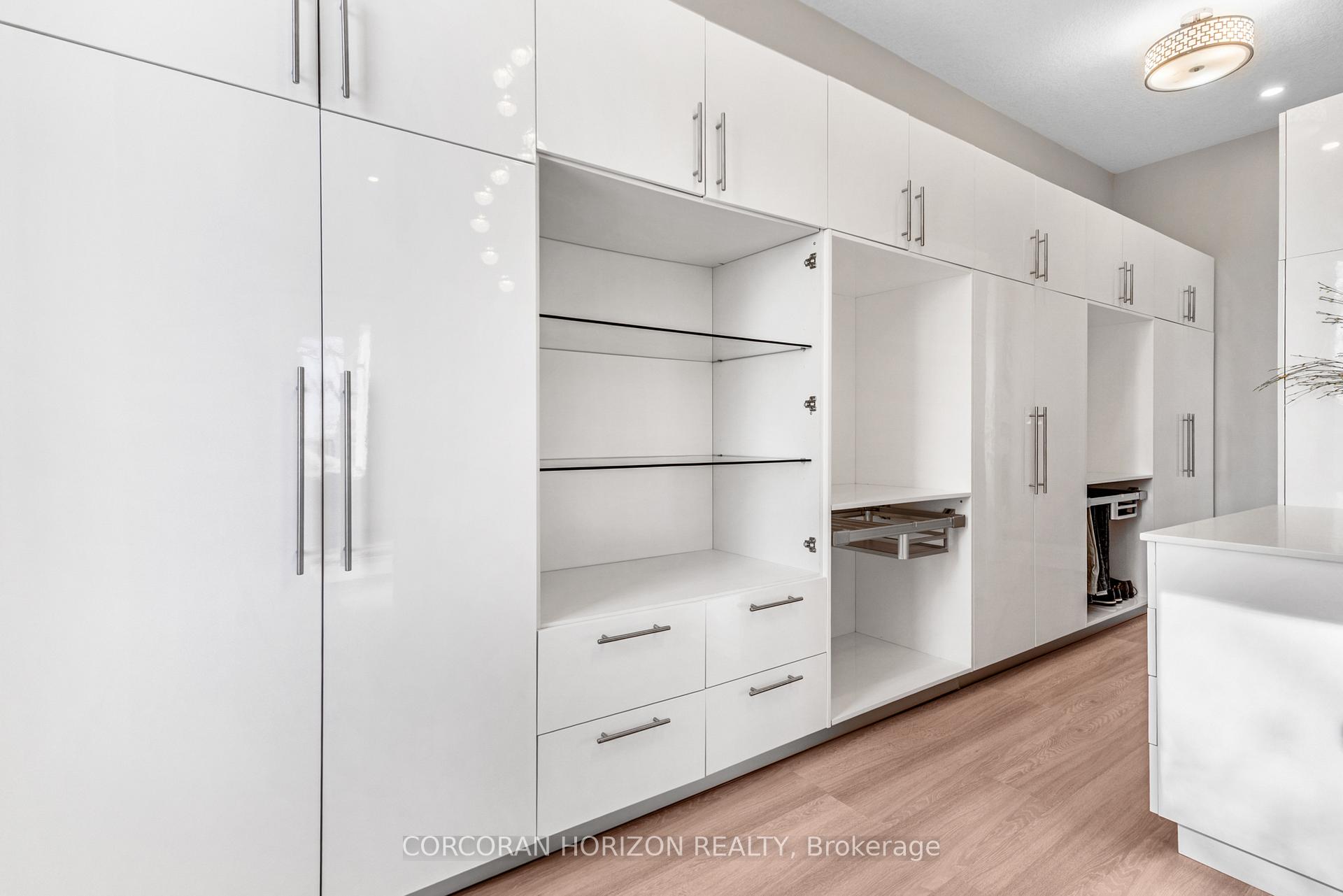 Photo 27 of 111 Grand Ridge Drive, Cambridge, St Andrews/Southwood — HOMEH