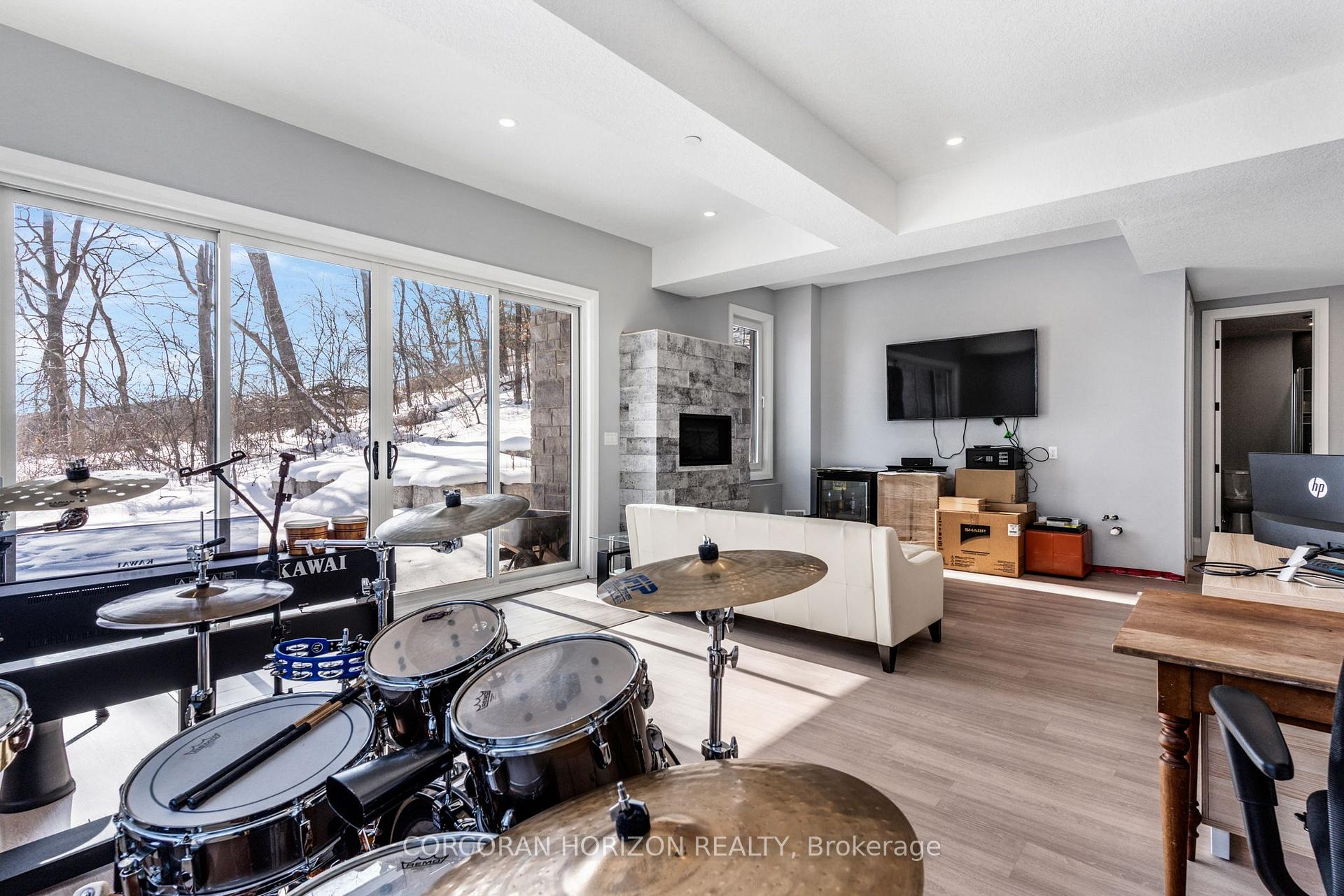 Photo 43 of 111 Grand Ridge Drive, Cambridge, St Andrews/Southwood — HOMEH