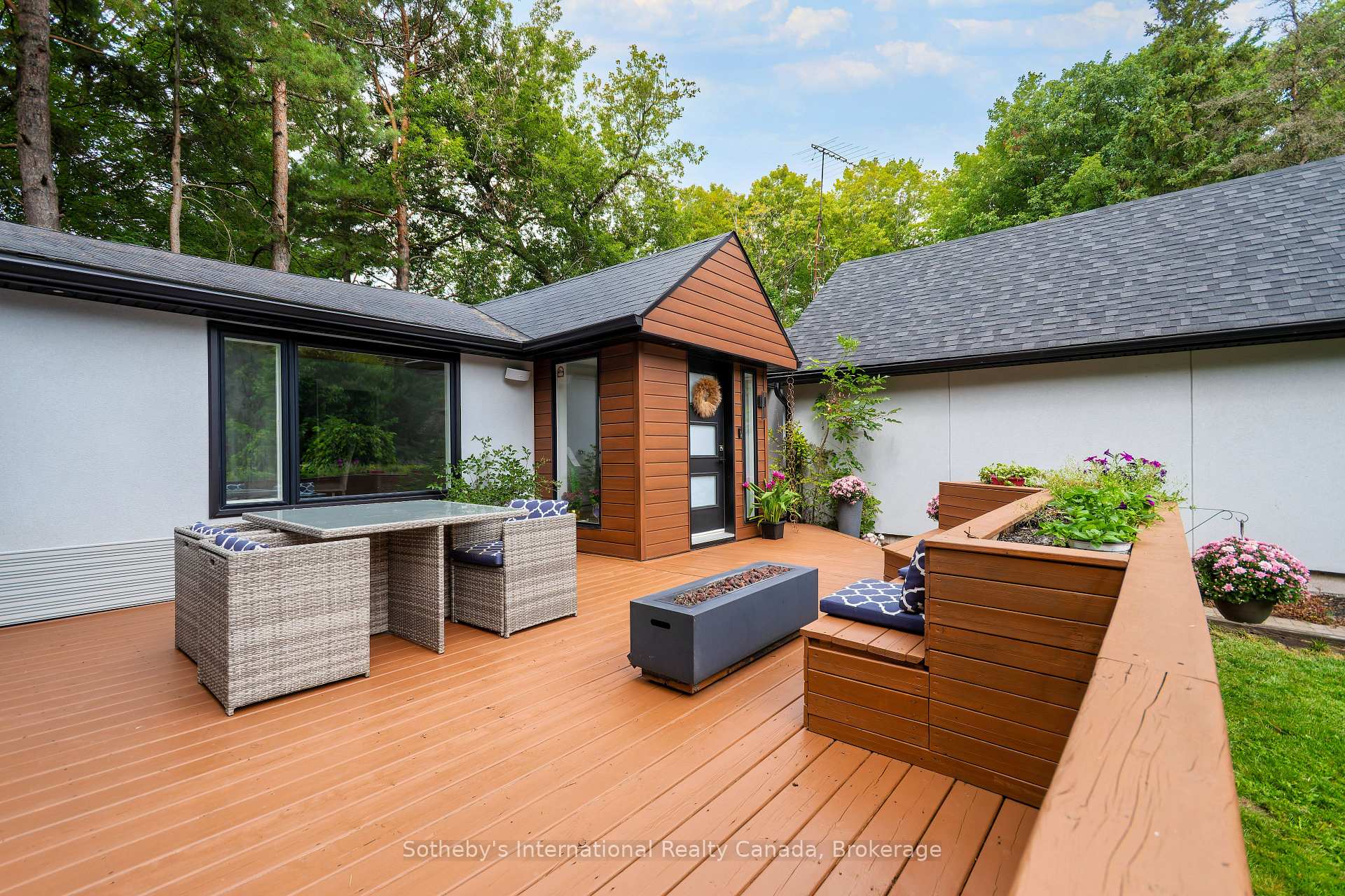 Photo 10 of 38 Hilltop Boulevard, Whitchurch-Stouffville, Rural Whitchurch-Stouffville — HOMEH