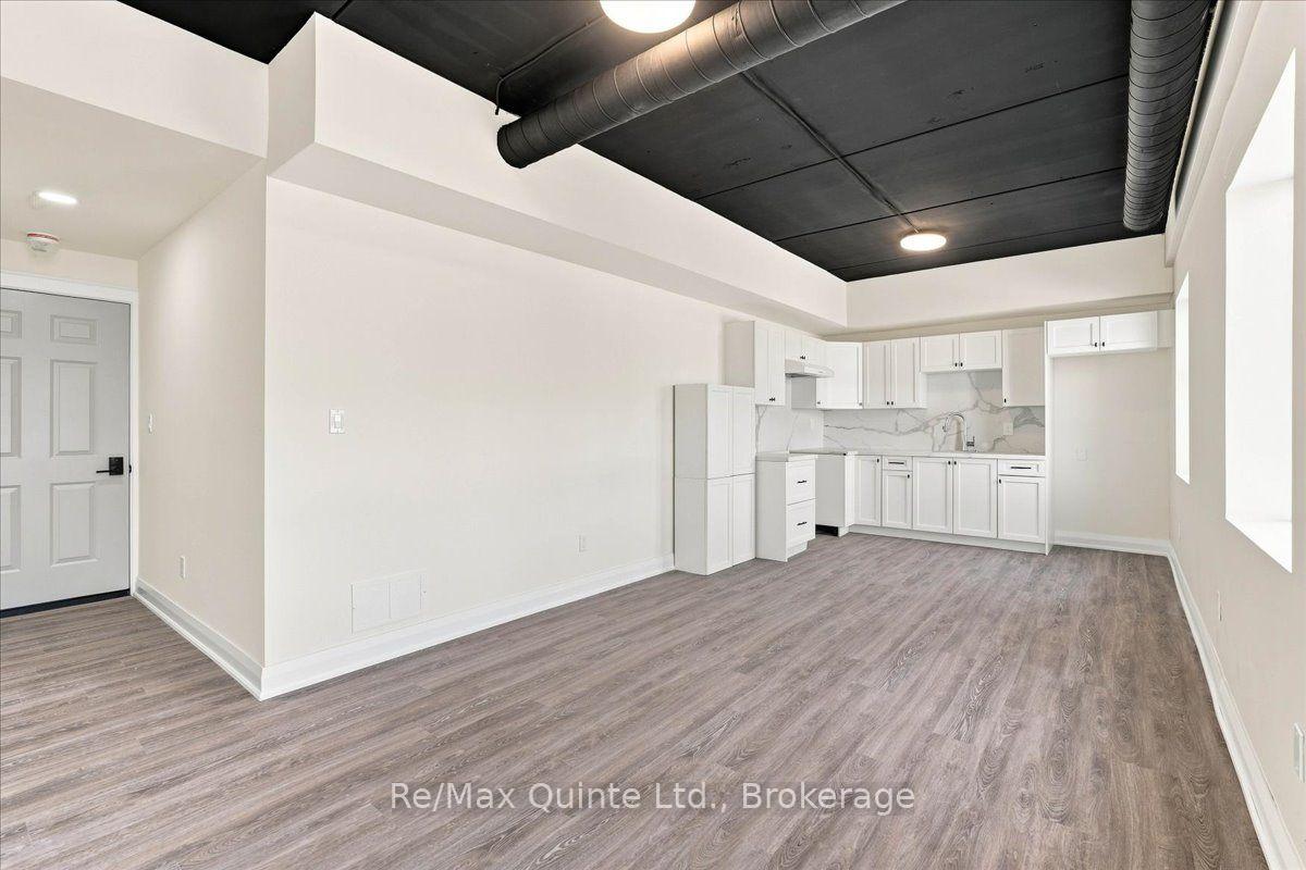 Photo 1 of Unit C, 445 Centre Street, Greater Napanee, Greater Napanee — HOMEH