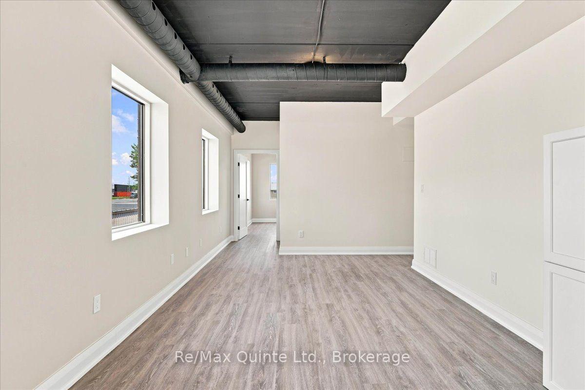 Photo 6 of Unit C, 445 Centre Street, Greater Napanee, Greater Napanee — HOMEH