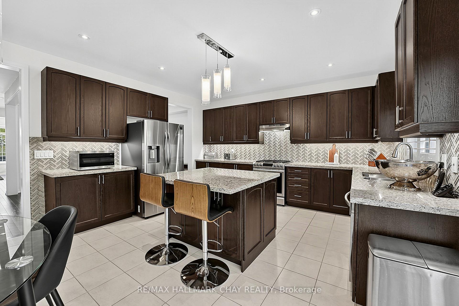 Photo 28 of 1709 Emberton Way, Innisfil, Alcona — HOMEH