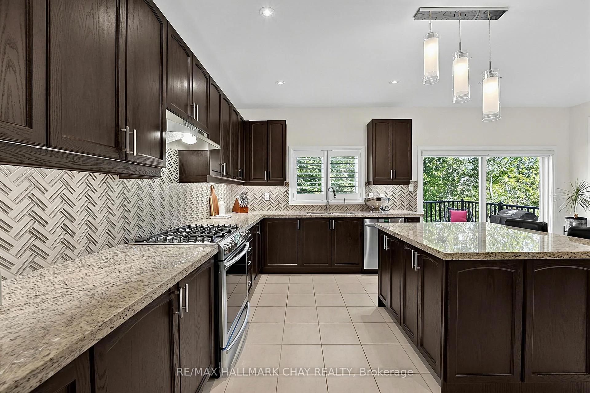 Photo 65 of 1709 Emberton Way, Innisfil, Alcona — HOMEH