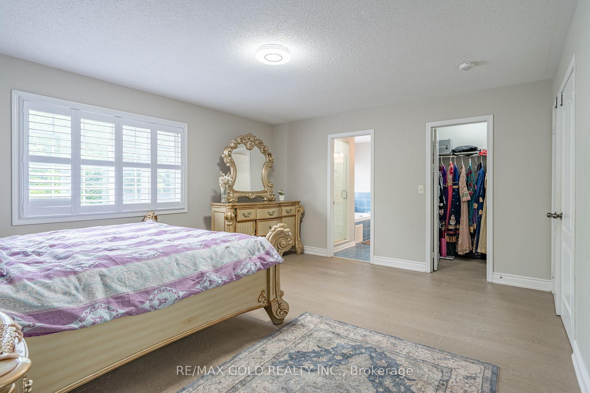Photo 19 of 141 Whitwell Drive, Brampton, Vales of Castlemore — HOMEH