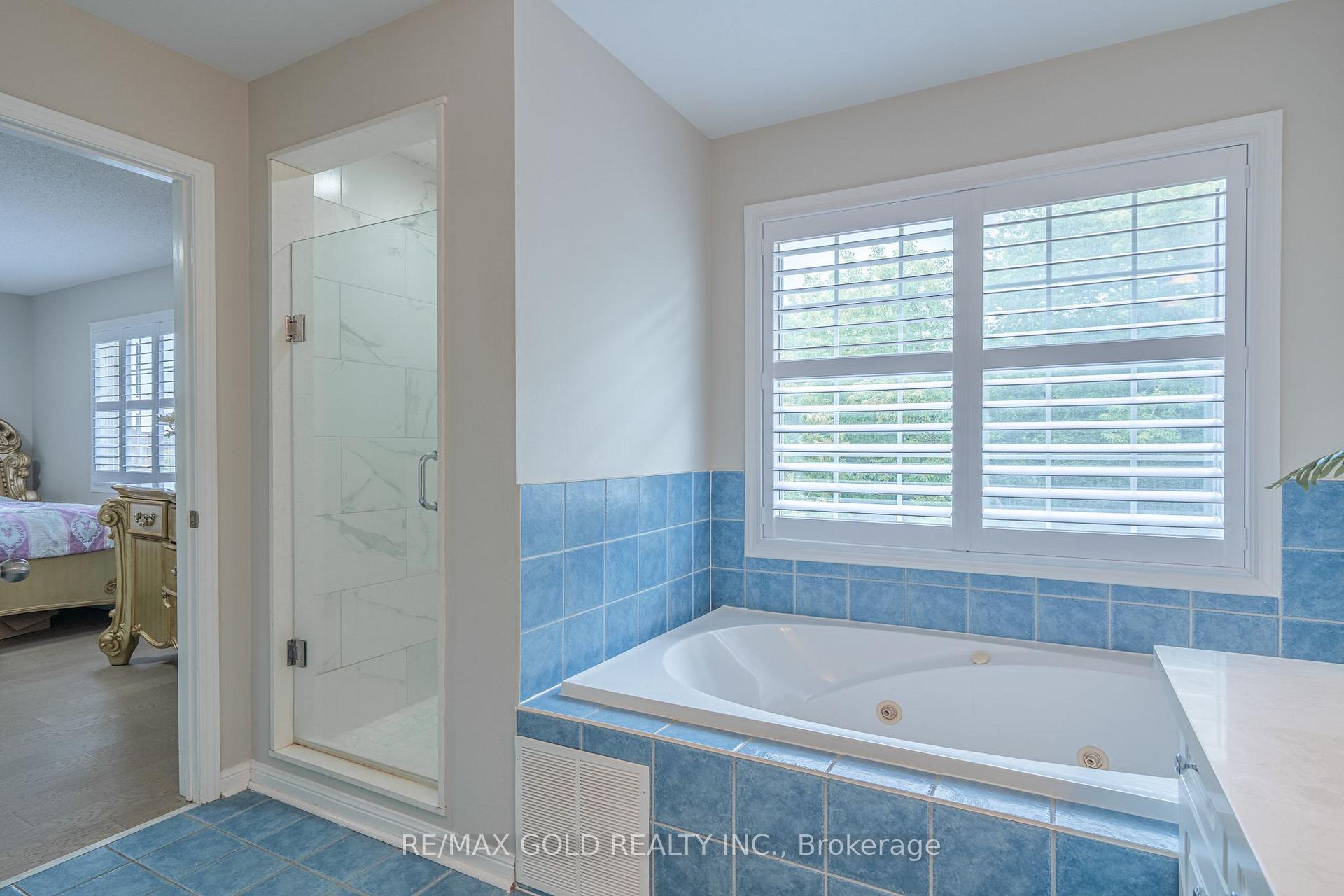 Photo 22 of 141 Whitwell Drive, Brampton, Vales of Castlemore — HOMEH