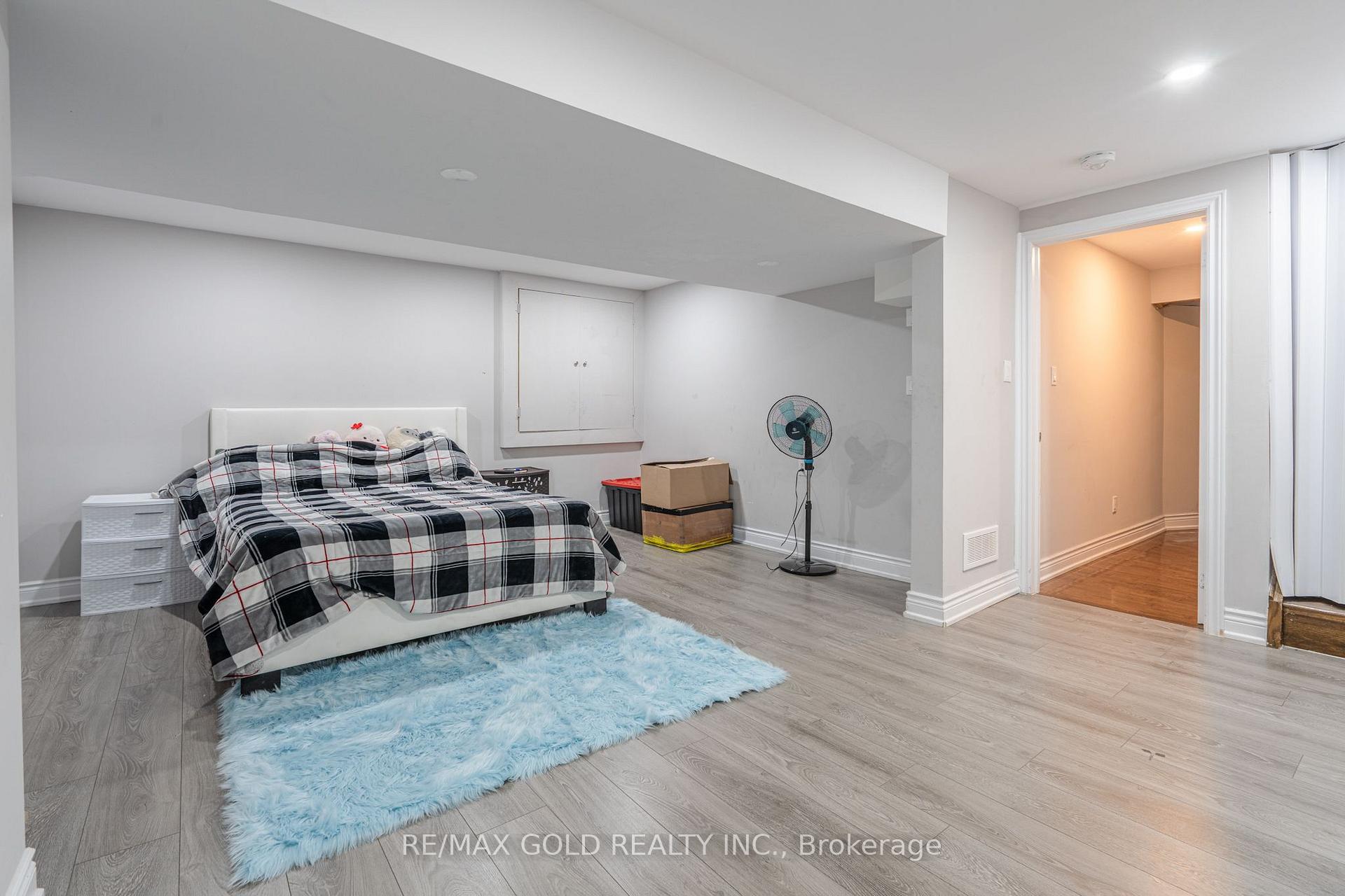 Photo 37 of 141 Whitwell Drive, Brampton, Vales of Castlemore — HOMEH