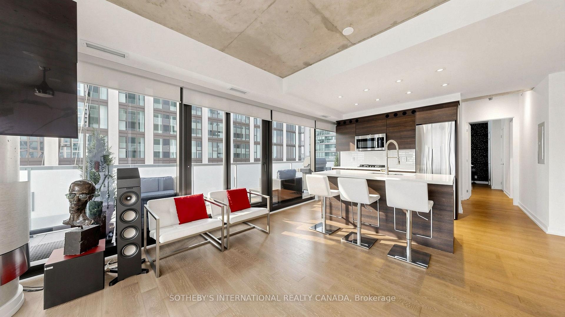 Photo 10 of Unit 2807, 11 Charlotte Street, Toronto, Waterfront Communities — HOMEH