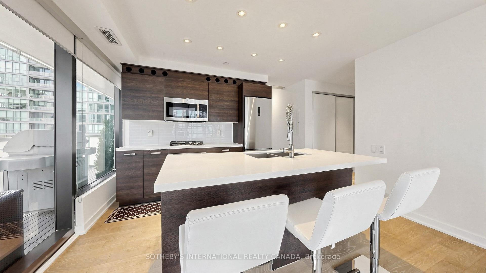 Photo 15 of Unit 2807, 11 Charlotte Street, Toronto, Waterfront Communities — HOMEH