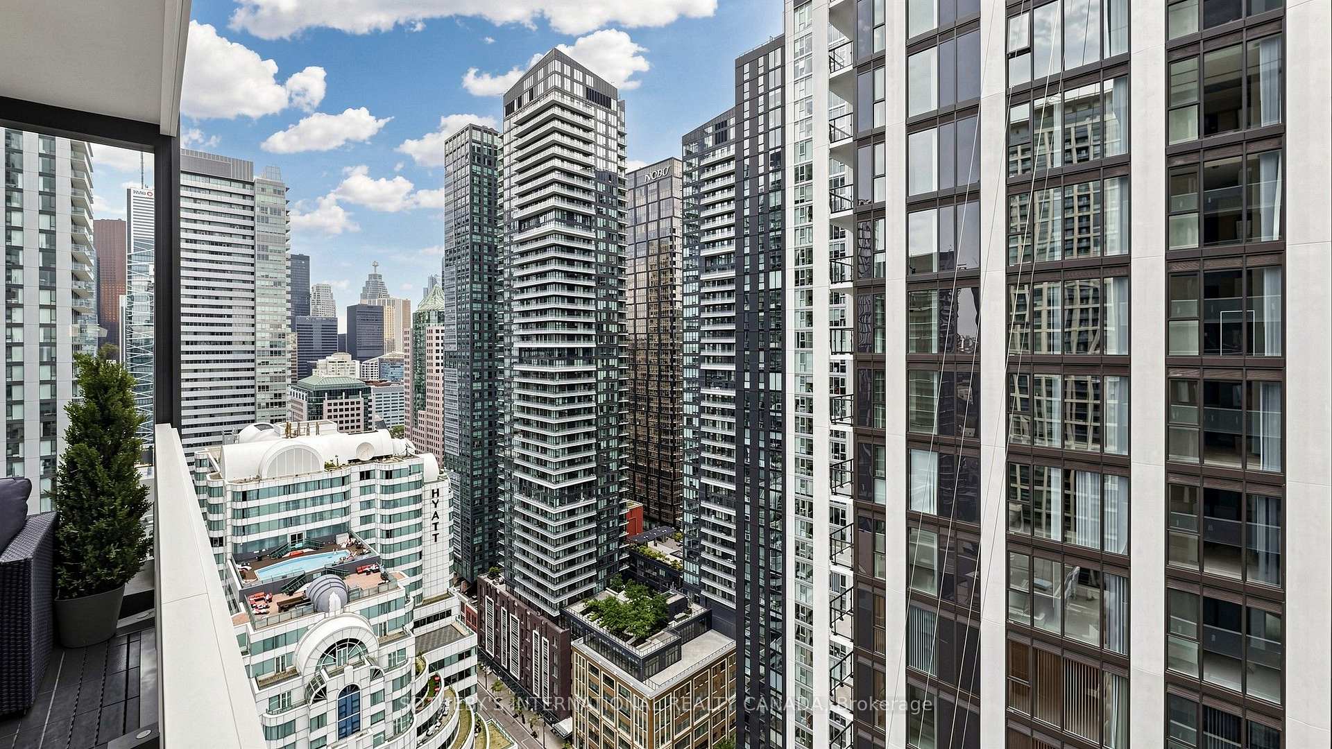 Photo 41 of Unit 2807, 11 Charlotte Street, Toronto, Waterfront Communities — HOMEH