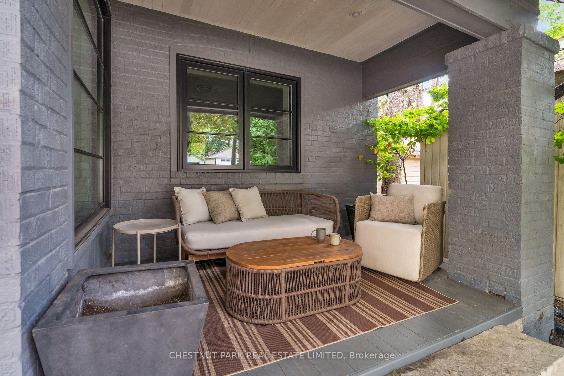 Photo 2 of 42 Boyton Road, Toronto, Mount Pleasant East — HOMEH
