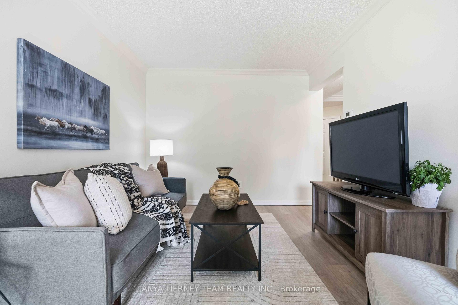 Photo 8 of 60 Pidduck Street, Clarington, Courtice — HOMEH