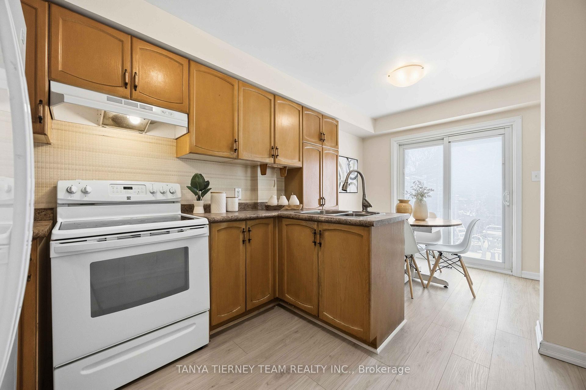 Photo 12 of 60 Pidduck Street, Clarington, Courtice — HOMEH