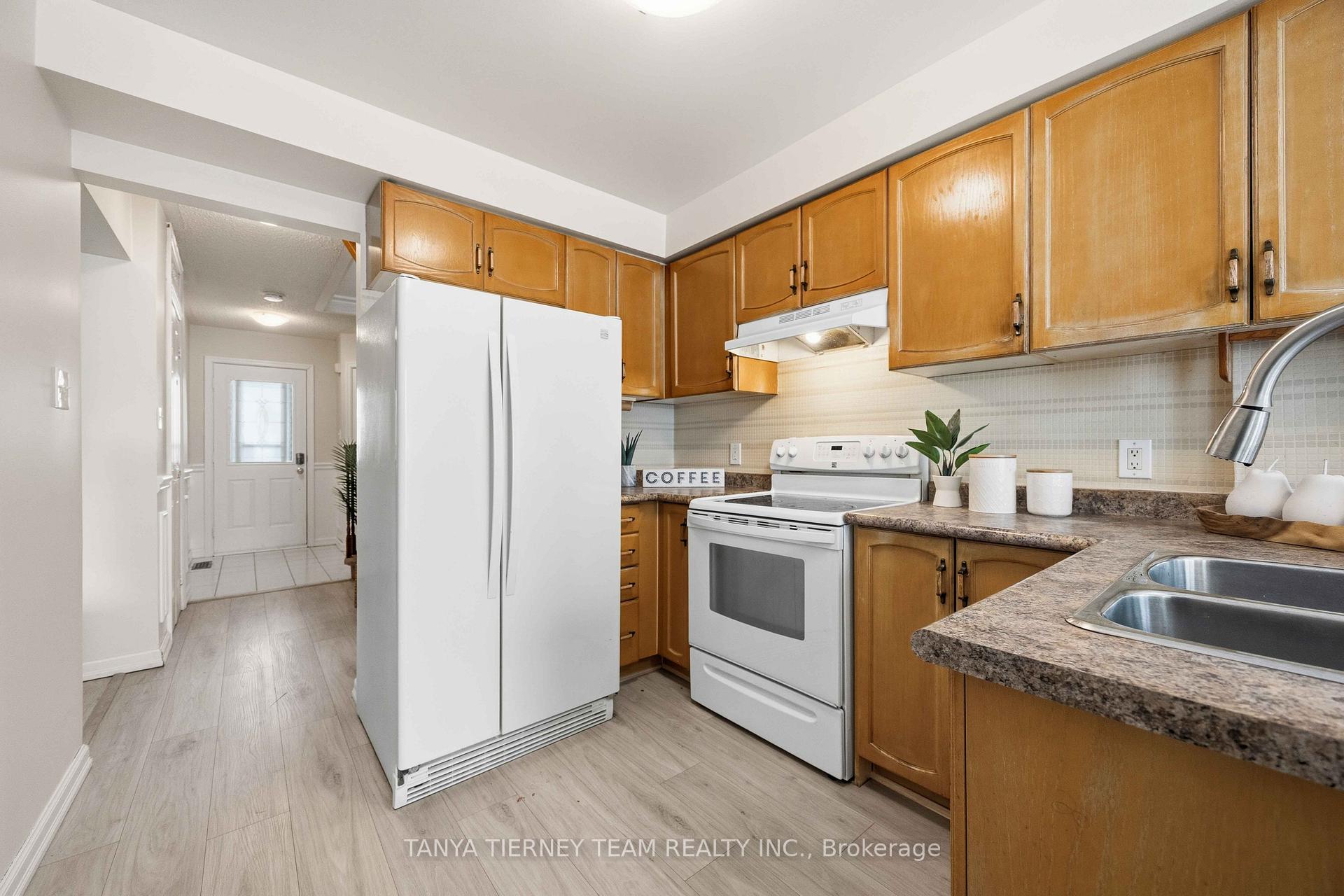 Photo 14 of 60 Pidduck Street, Clarington, Courtice — HOMEH