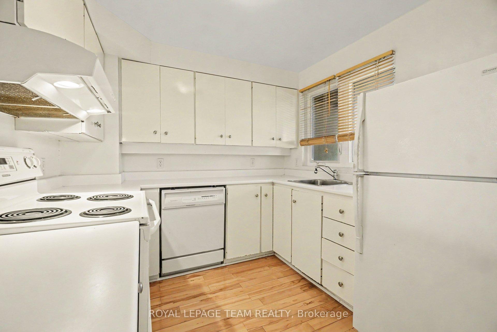 Photo 4 of Unit 14, 290 Cathcart Street, Ottawa, Lower Town — HOMEH