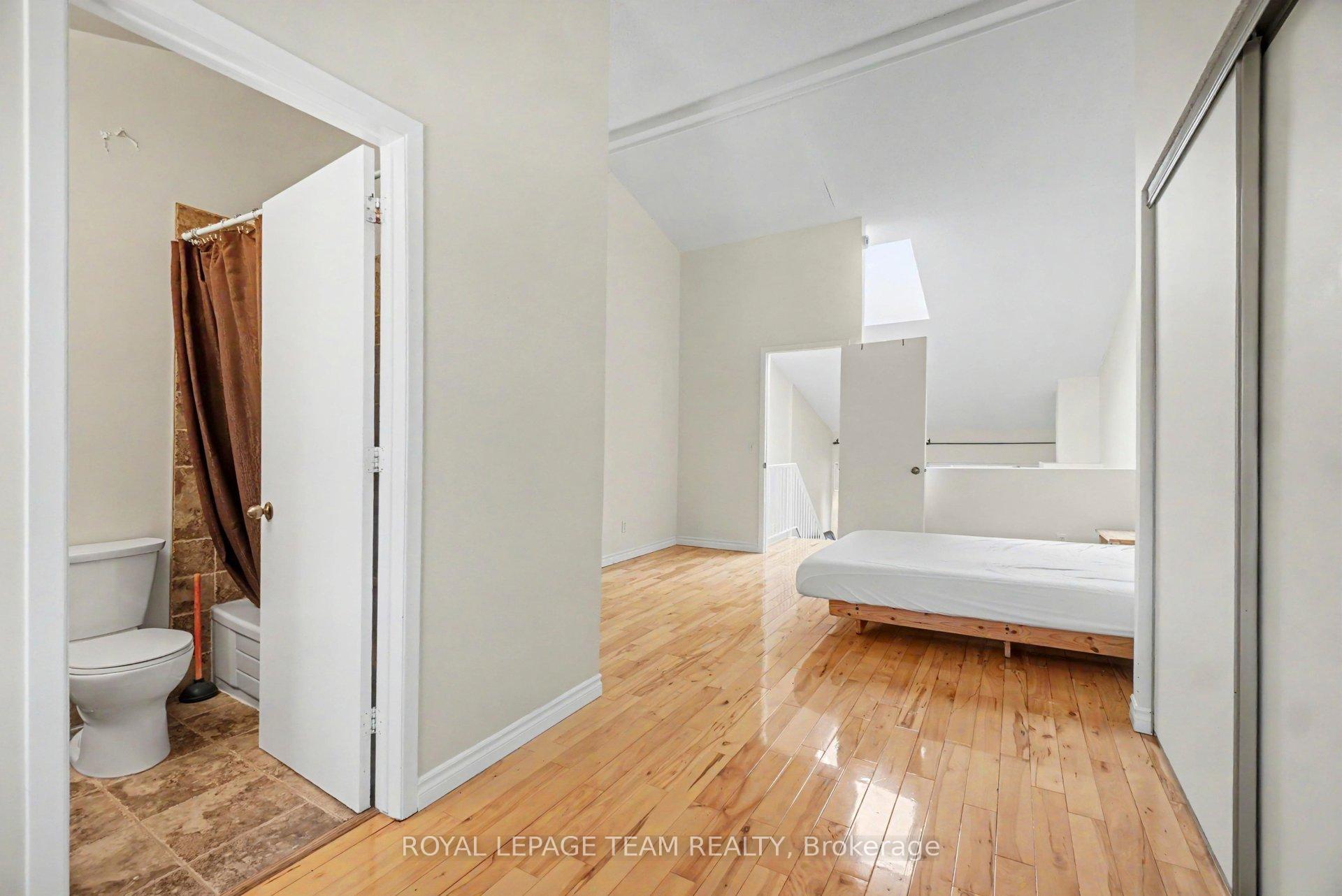 Photo 11 of Unit 14, 290 Cathcart Street, Ottawa, Lower Town — HOMEH