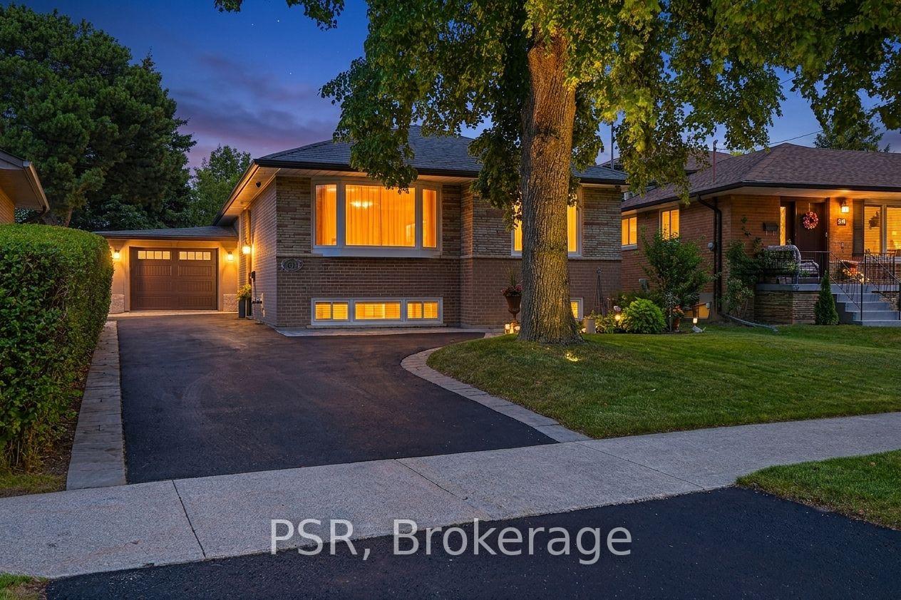 Photo 1 of 61 Robinglade Drive, Etobicoke, Eringate-Centennial-West Deane — HOMEH