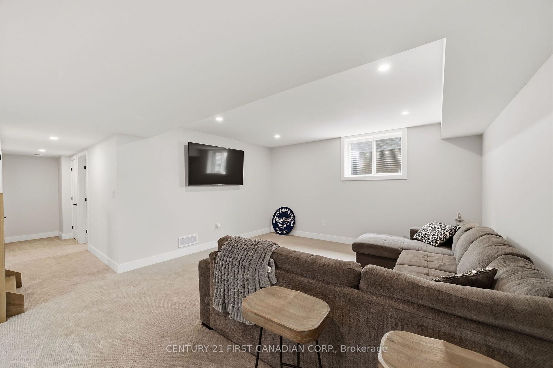 Photo 18 of 9 Sheldabren Street, North Middlesex, Ailsa Craig — HOMEH