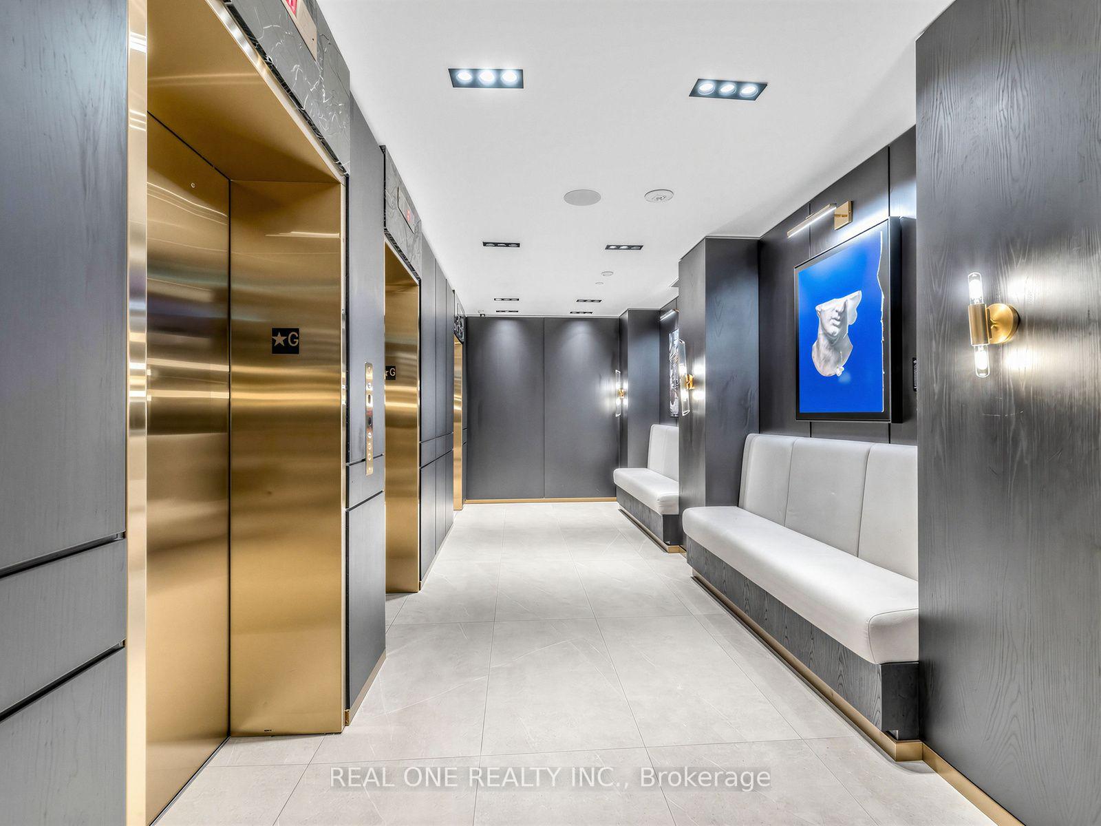 Photo 3 of Unit 502, 771 Yonge Street, Toronto, The Annex — HOMEH