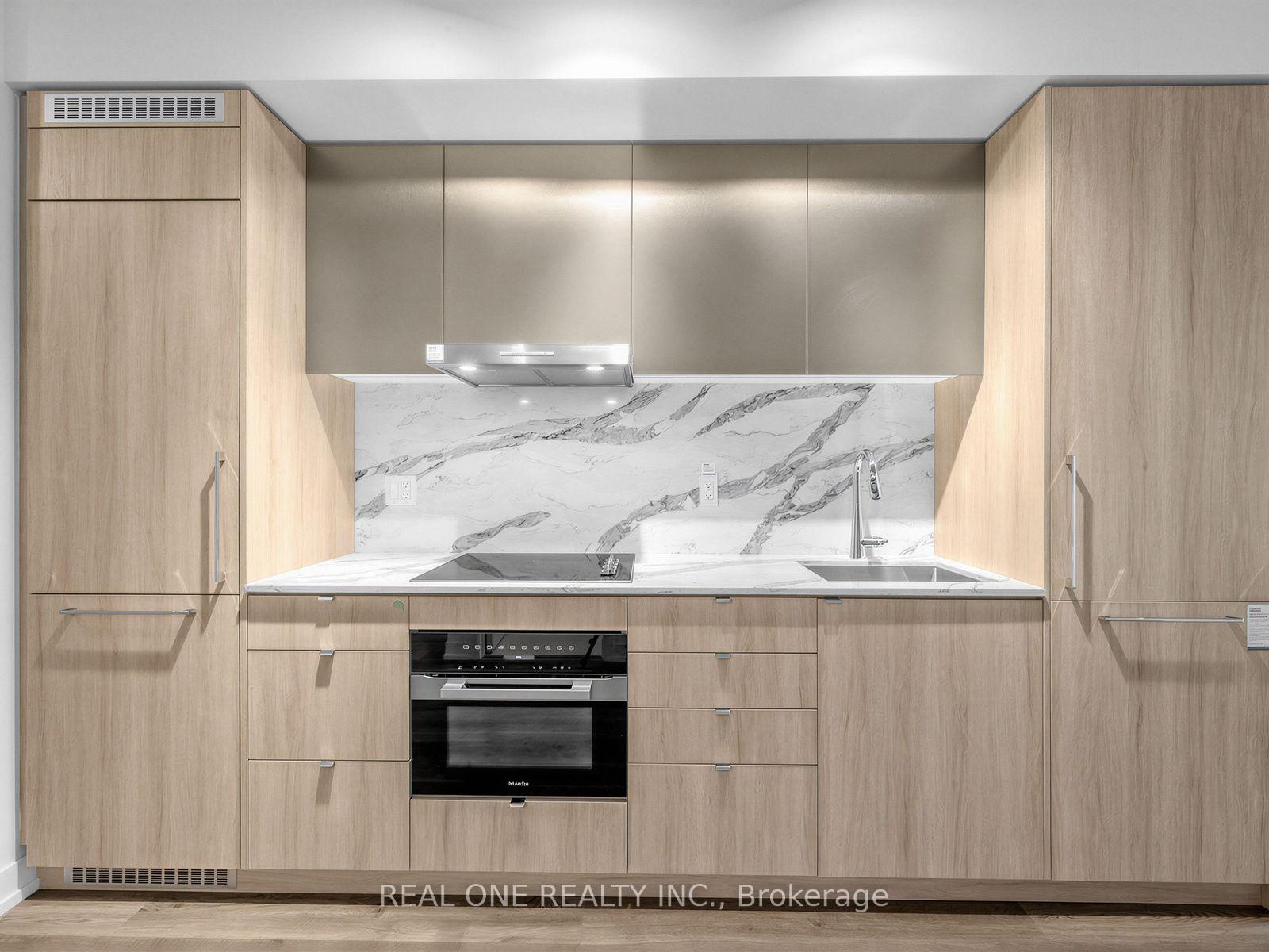 Photo 8 of Unit 502, 771 Yonge Street, Toronto, The Annex — HOMEH