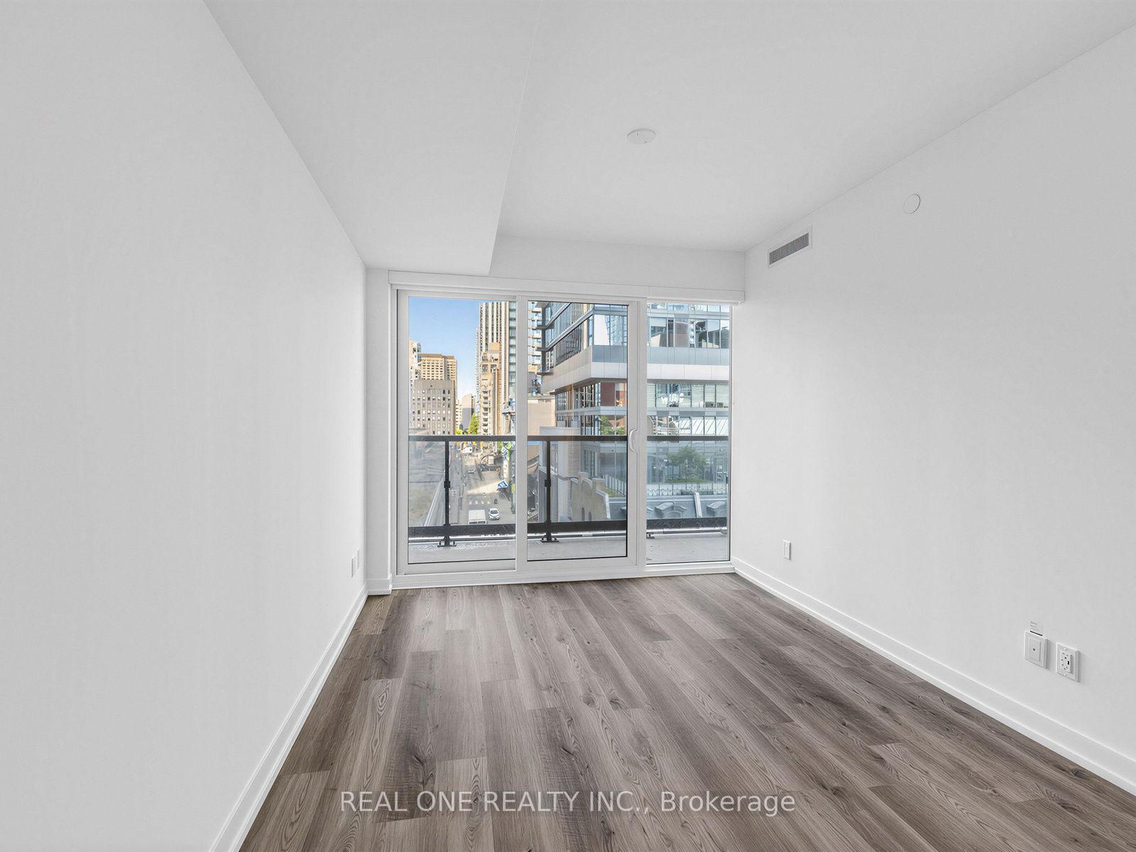 Photo 12 of Unit 502, 771 Yonge Street, Toronto, The Annex — HOMEH