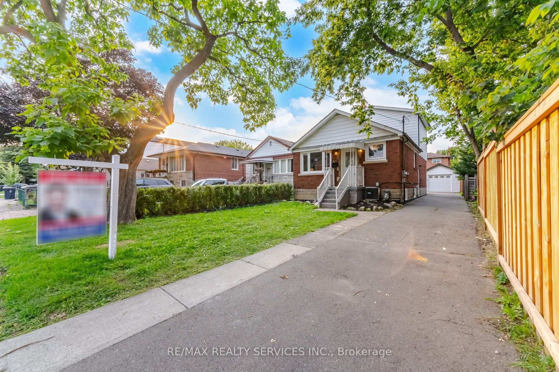 Photo 1 of 30 Elder Avenue, Etobicoke, Long Branch — HOMEH
