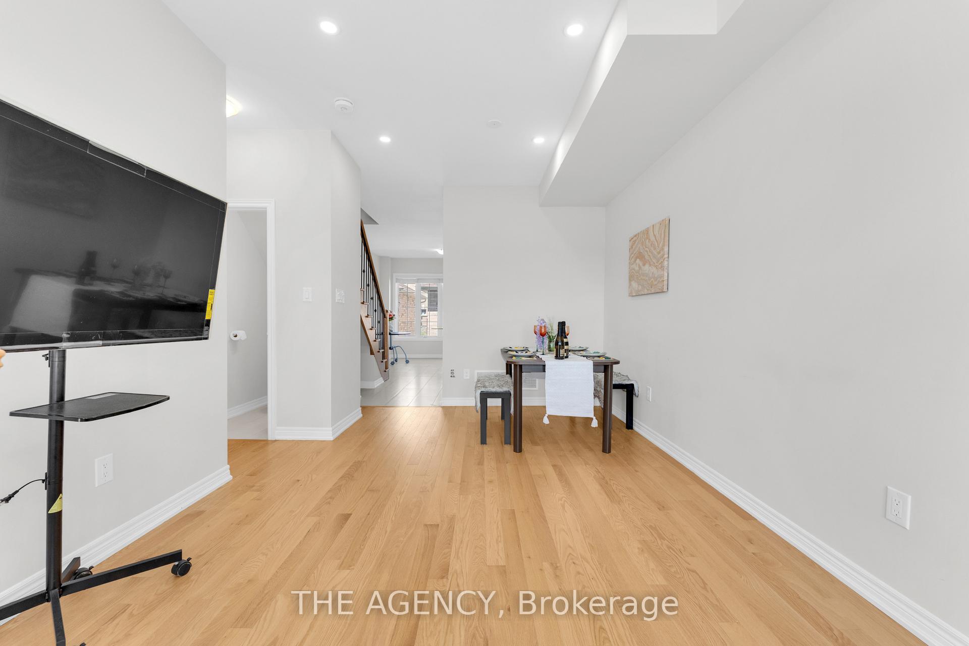 Photo 9 of 2064 Donald Cousens Parkway, Markham, Cornell — HOMEH